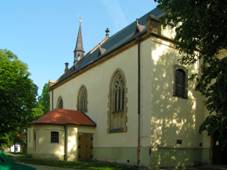 Kostel Povyseni sv Krize - Podebrady.jpg
