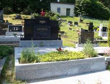 Bl nad Svitavou, hrob I. Bandreva.jpg