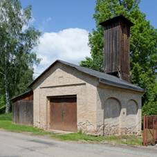 Fire station in Å onov (4202).jpg