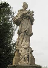 Popeln, socha sv.Jana Nepomuckho.jpg