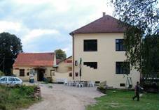 File:Sp�len� ml�n.jpg