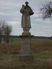 Ždírec, socha sv Antonína 2013.JPG