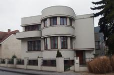 Břeclav, Čermákova 4.JPG