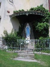 Rusava, socha Panny Marie.jpg