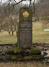 Pomník padlým ve Hvozdci (Q66565878) 01.jpg