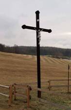 Kříž mezi Hvozdcem a Mrtníkem (Q66565879) 01.jpg