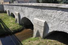 BÄ›lÃ¡ nad Radbuzou - most pÅ™es BezdÄ›kovskÃ½ potok obr2.jpg
