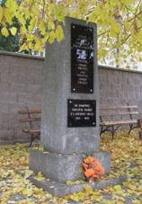 Pomník padlým v Čermné (Q66056024).jpg
