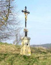 Kříž jižně od kostela u Vidic (Q66051039) 01.jpg