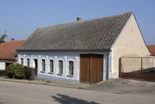 Kepice - venkovsk dm.jpg