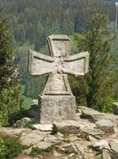 Nacistický památník nad Kořenovem (Q104981317) 01.jpg