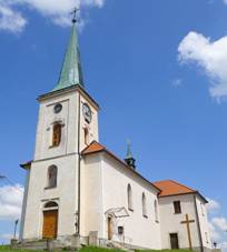 Dlouh Brtnice - kostel sv. Vclava.JPG