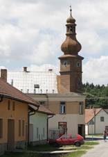 hlavn ulice s radnic