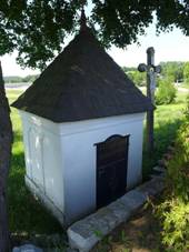 Kamenika Kaplika svatho Jana Nepomuckho.JPG