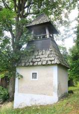 Zvonička v jižní části Hrabačova (Q37289614) 02.jpg