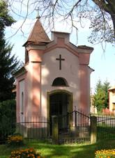 Dolní Chvatliny, Mančice, chapel.jpg