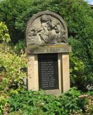 Pomník padlým v Hostíně u Mělníka (Q66565598) 01.jpg