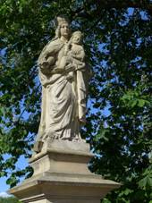 Reice - socha Panny Marie 2.JPG