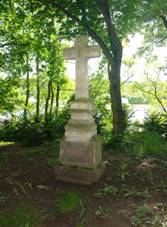 Zamek Korozluky kriz 1.JPG