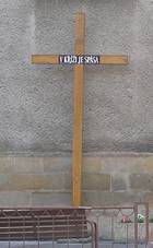 Mokov, kostel - detail vstupu.JPG