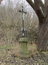 K pobl samoty U Kv zpadn od Hodjovic (Q67180742) 01.jpg