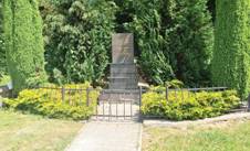 Rohozn (SY), pomnk II.  sv.  vlka.jpg