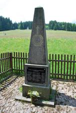 Javorník, part of Vacov village (memorial).JPG