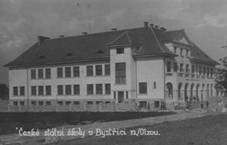 Budova esk sttn koly