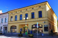 File:Dom nr 18 na Rynku Mariackim w Jabonkowie 1.JPG