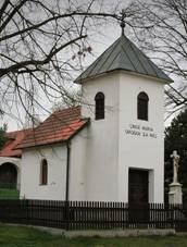 Maov (Perntejnsk Jestab), kaple (0504).jpg