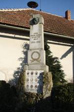 World War I memorial in Bochovice, Teb District.JPG