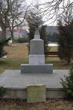World War I and World War II memorials in Loukovice.jpg