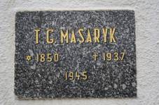 Plaque of Tom Garrigue Masaryk in Vapy.jpg