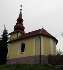Overview of Chapel of Sacred Heart in Rohy, T�eb�� District.JPG