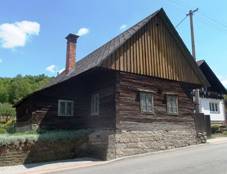 Jedna ze zachovalch roubench chalup
