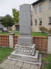 Hruky (VY), pomnk.jpg