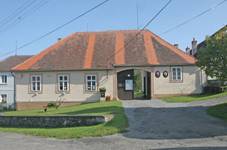 Oslnovice obecn ad.JPG