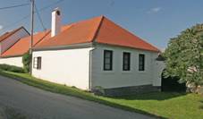 Oslnovick truhlrna.JPG