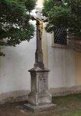 atov, k u kostela.JPG